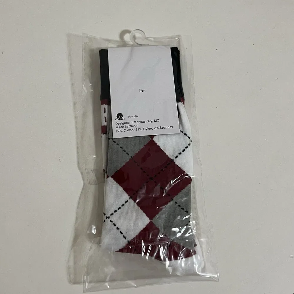 The University of Chicago Booth School of Business Argyle Dress Socks NWT